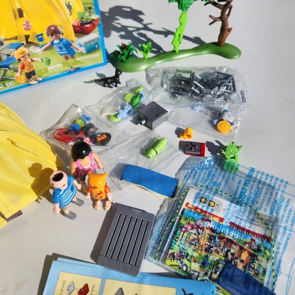 Playmobil Family Camping Set Playset Summer Fun 5435 with Tent Replacement Parts - Picture 7 of 14